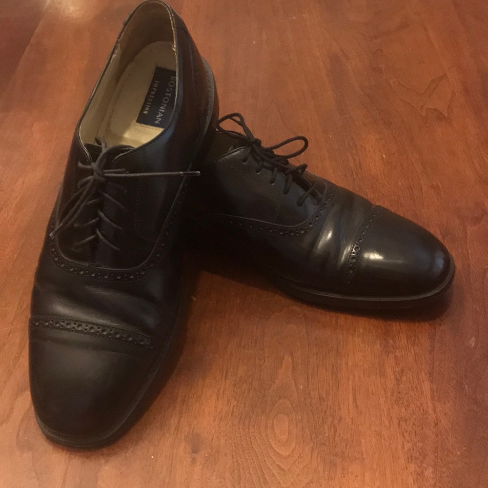 Bostonian dress shoes